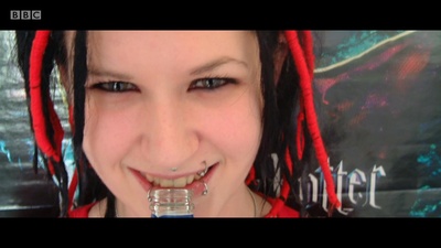 死于独特剧照的剧照