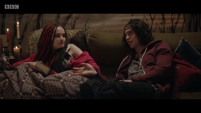 死于独特剧照的剧照