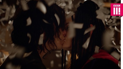 死于独特剧照的剧照