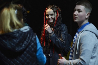 死于独特剧照的剧照