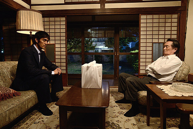 祈祷落幕时剧照的剧照