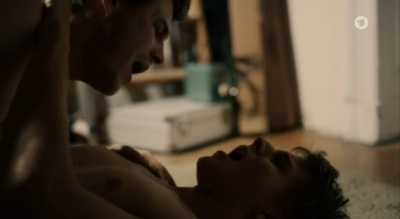 爱自皮肤剧照的剧照