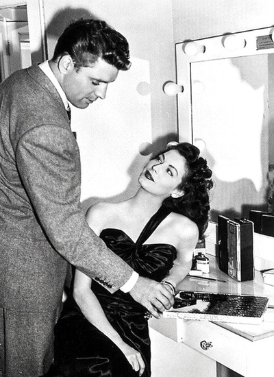 绣巾蒙面盗剧照的剧照