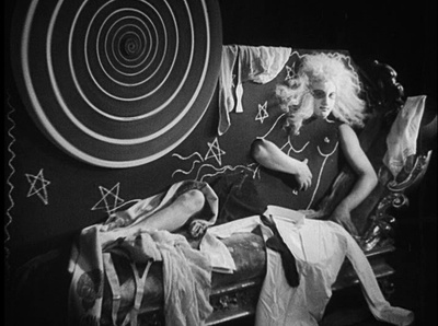 诗人之血剧照的剧照