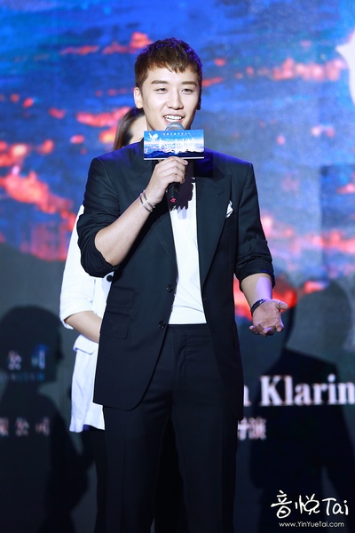 宇宙有爱浪漫同游剧照的剧照