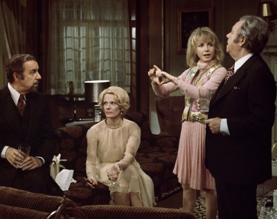 资产阶级的审慎魅力剧照的剧照