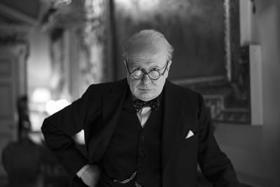 至暗时刻剧照的剧照