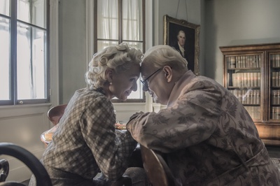 至暗时刻剧照的剧照