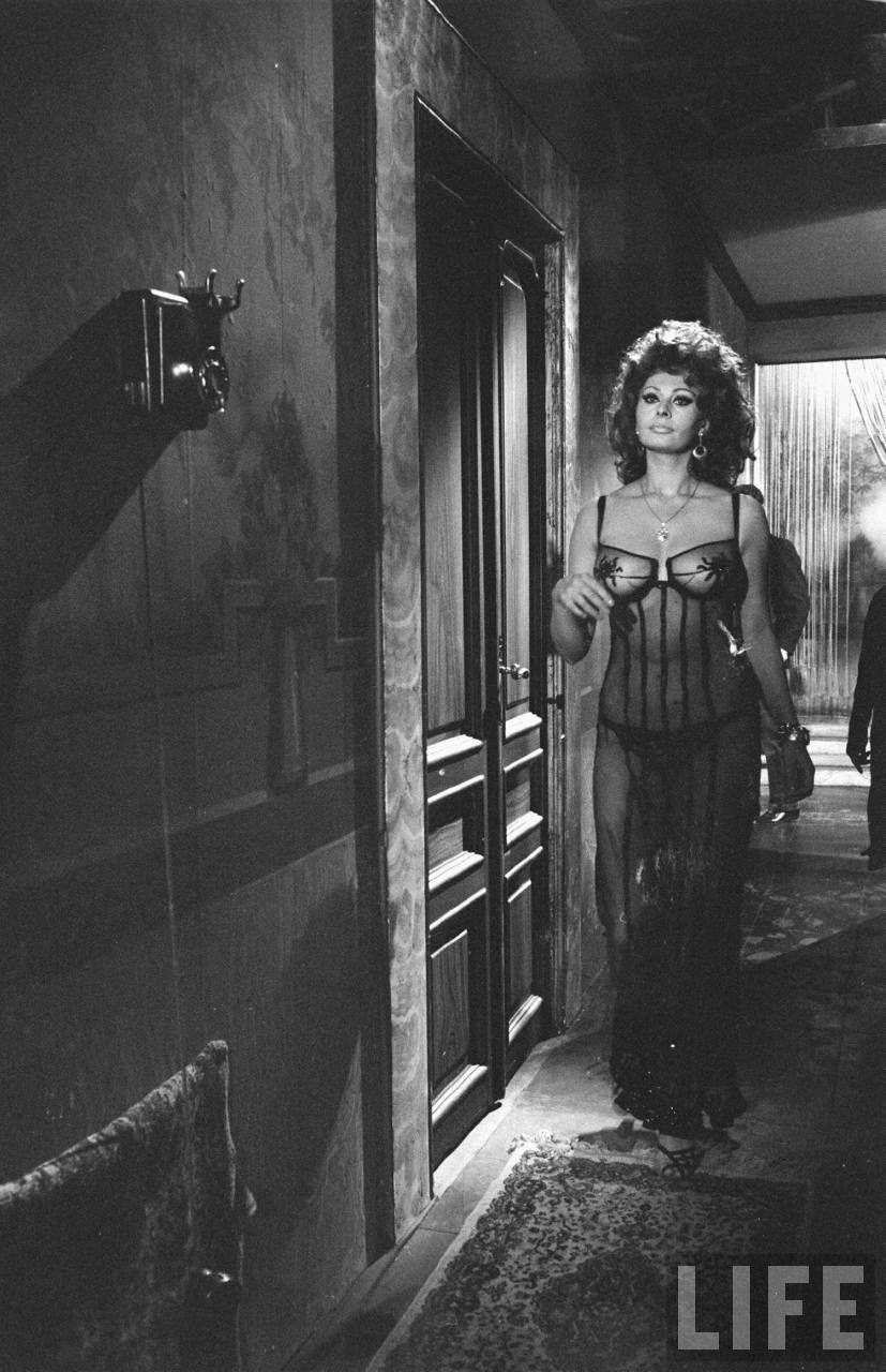 意大利式结婚剧照的剧照