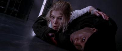 毁灭战士剧照的剧照