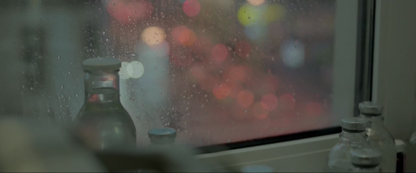 电子云层下剧照的剧照