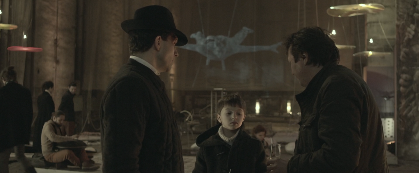 电子云层下剧照的剧照