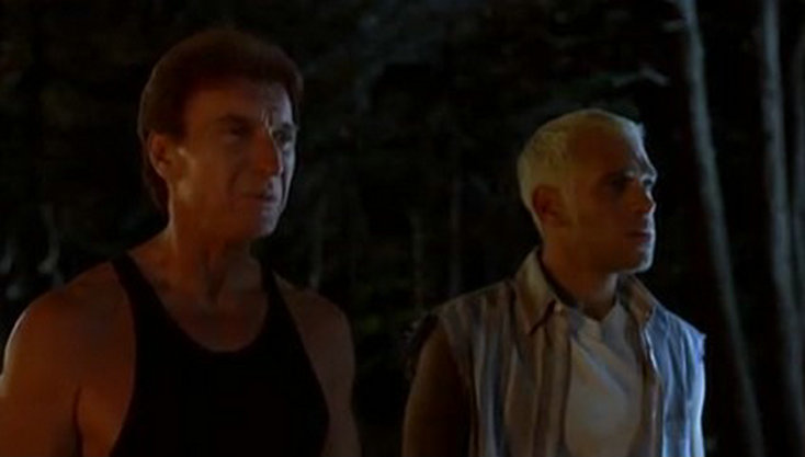 重回血腥死亡营剧照的剧照