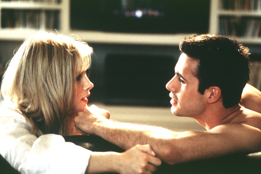 神魂颠倒剧照的剧照