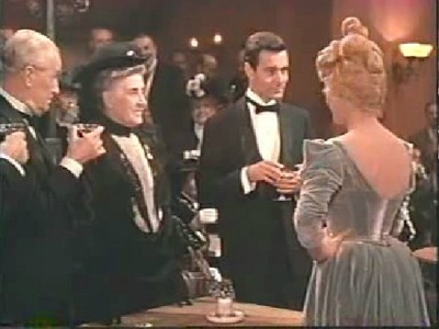 康康舞剧照的剧照