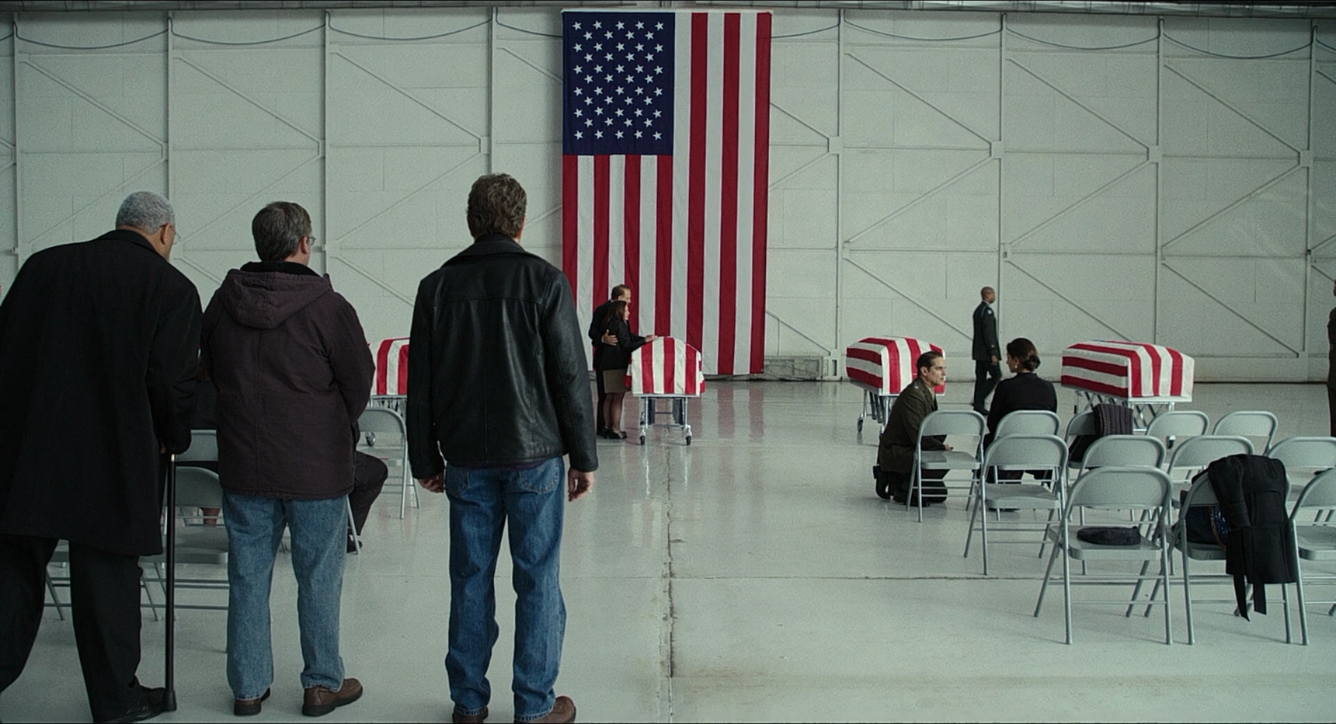 最后的旗帜剧照的剧照