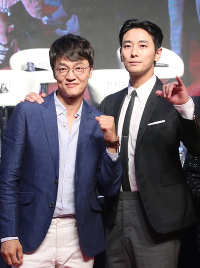 与神同行2：因与缘剧照的剧照