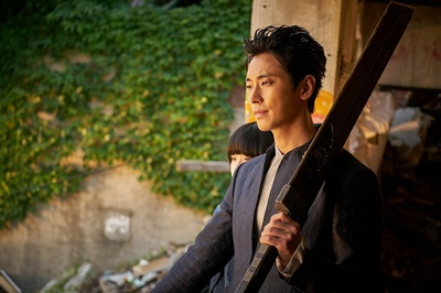 与神同行2：因与缘剧照的剧照