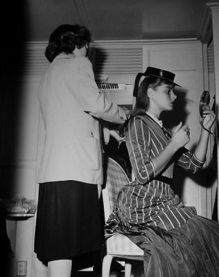 煤气灯下剧照的剧照