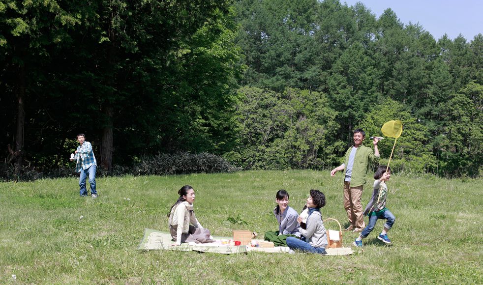 山中的汤姆先生剧照的剧照