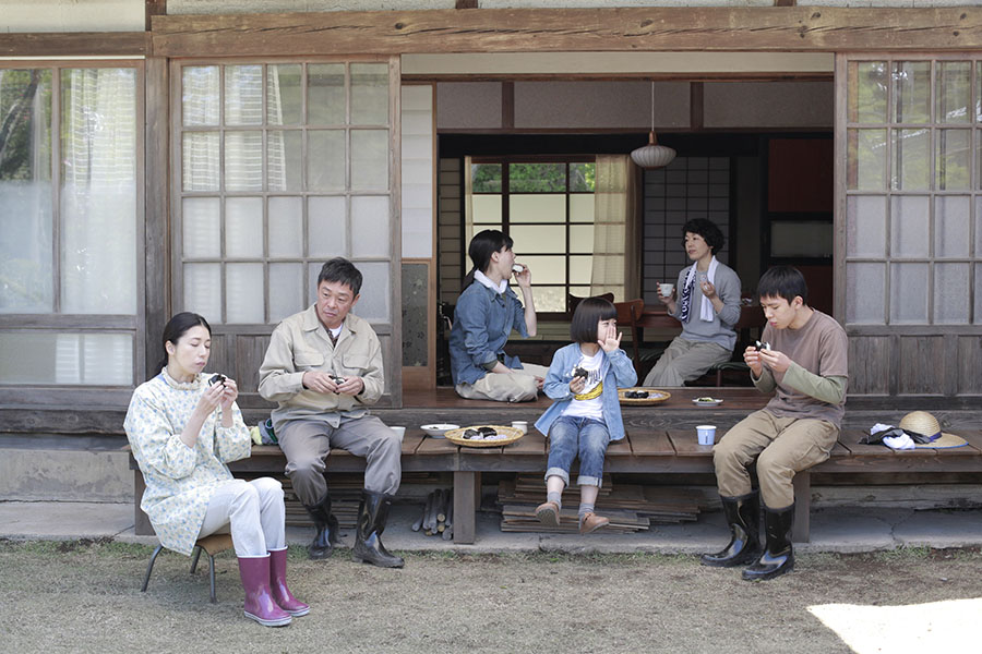 山中的汤姆先生剧照的剧照