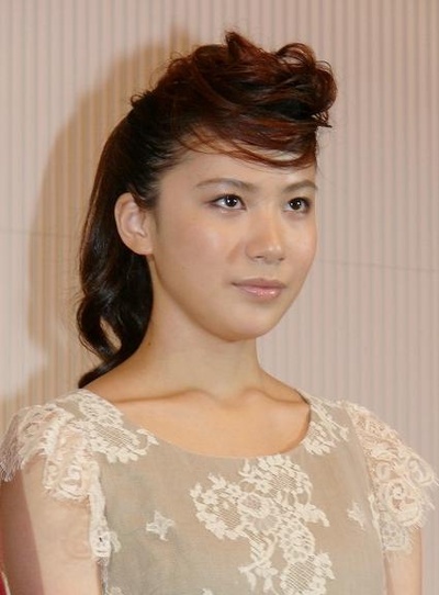 我们无法改变世界，但我们想在柬埔寨建一所学校。剧照的剧照