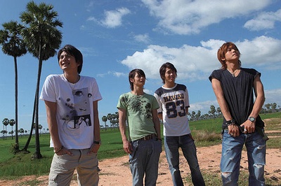 我们无法改变世界，但我们想在柬埔寨建一所学校。剧照的剧照