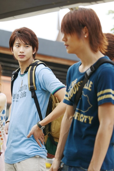 我们无法改变世界，但我们想在柬埔寨建一所学校。剧照的剧照