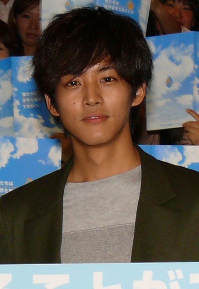 我们无法改变世界，但我们想在柬埔寨建一所学校。剧照的剧照