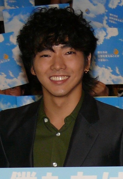 我们无法改变世界，但我们想在柬埔寨建一所学校。剧照的剧照