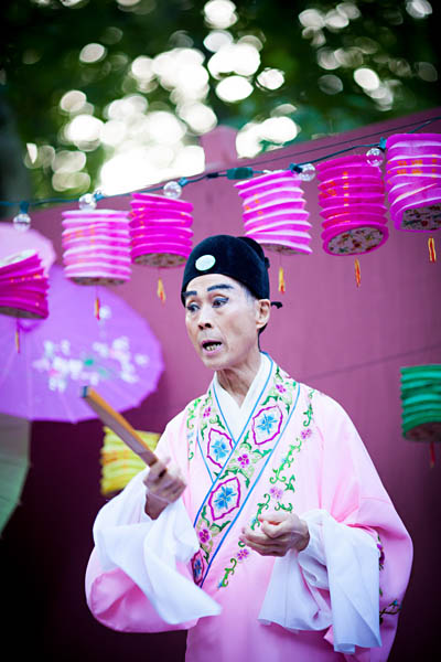 封面有男天剧照的剧照