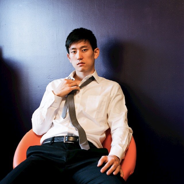 封面有男天剧照的剧照