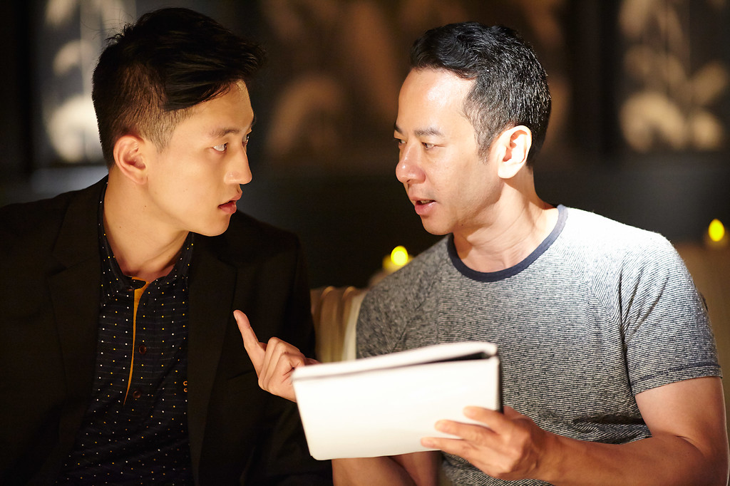 封面有男天剧照的剧照