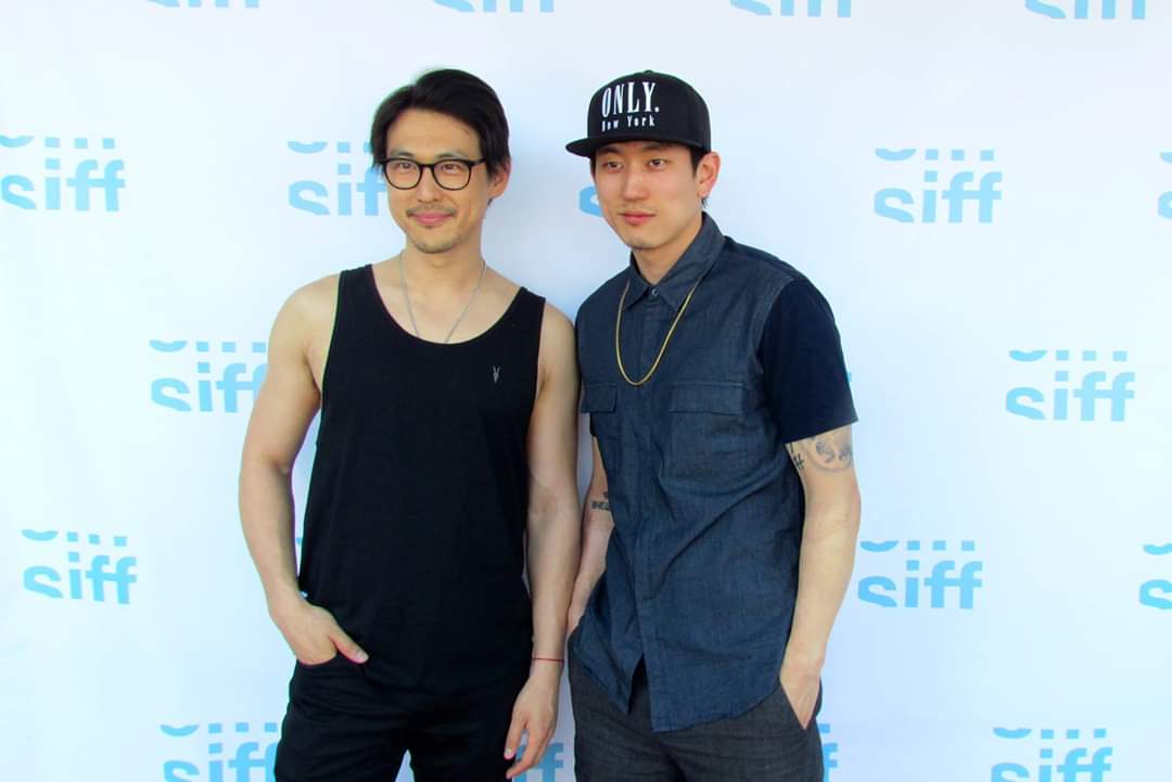 封面有男天剧照的剧照