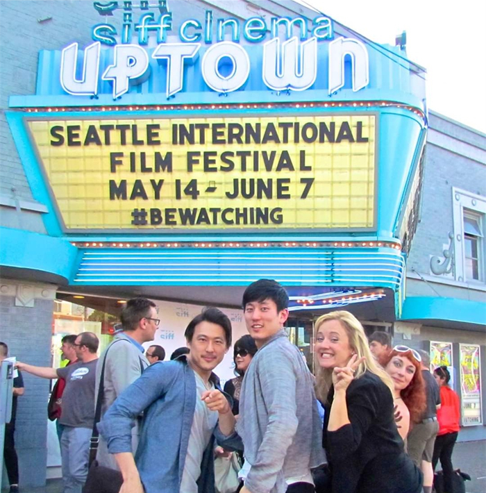 封面有男天剧照的剧照