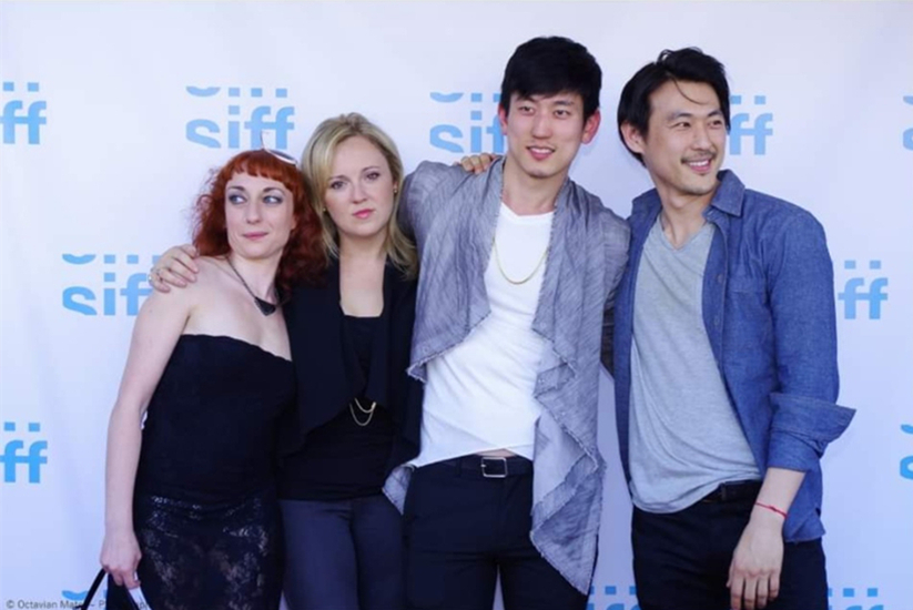 封面有男天剧照的剧照