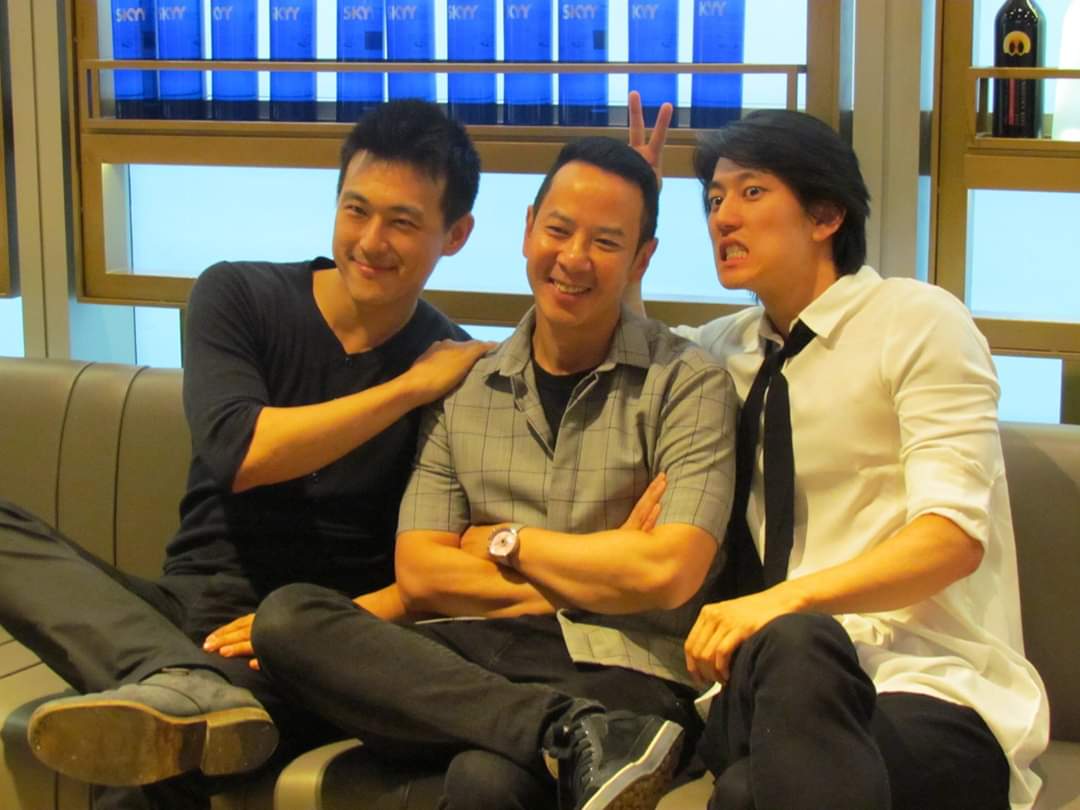 封面有男天剧照的剧照