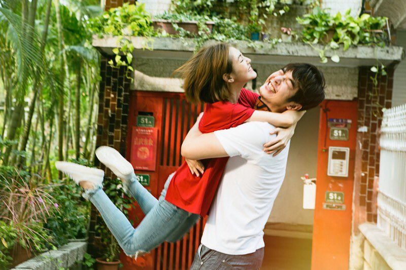 “吃吃”的爱剧照的剧照