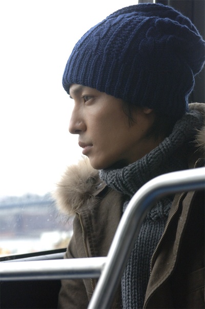 只是爱着你剧照的剧照