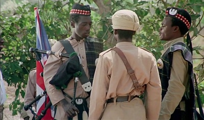 黑人为白人作战剧照的剧照