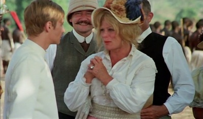 黑人为白人作战剧照的剧照