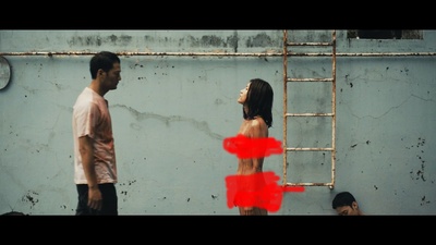 树林里的夫妻剧照的剧照