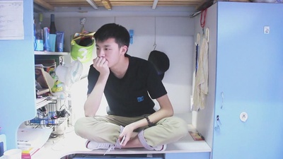 有我在这里剧照的剧照