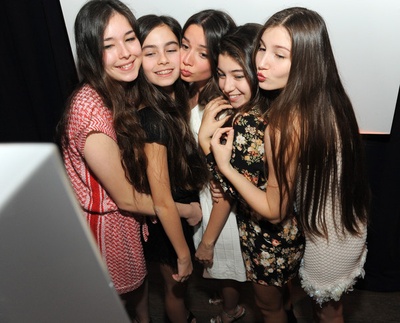 野马剧照的剧照