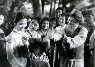 英雄儿女剧照的剧照