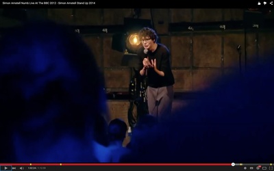 西蒙·阿姆斯特尔：麻木剧照的剧照