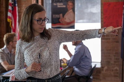 仓皇一夜剧照的剧照