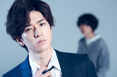 粉与灰剧照的剧照