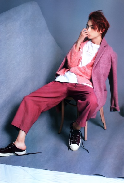 粉与灰剧照的剧照