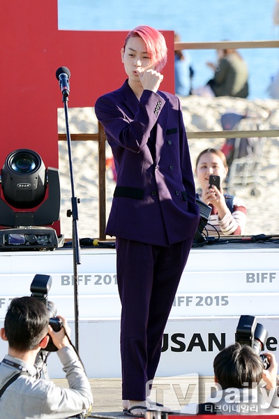 粉与灰剧照的剧照